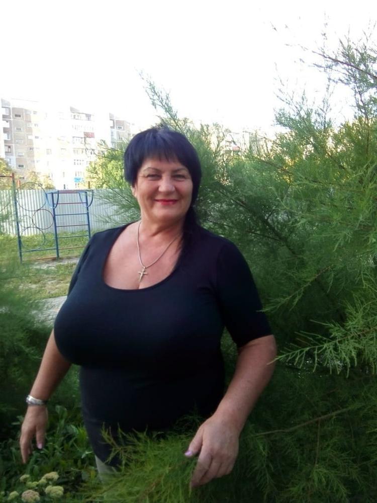 20P Clothed Mature - Big Boobs 12