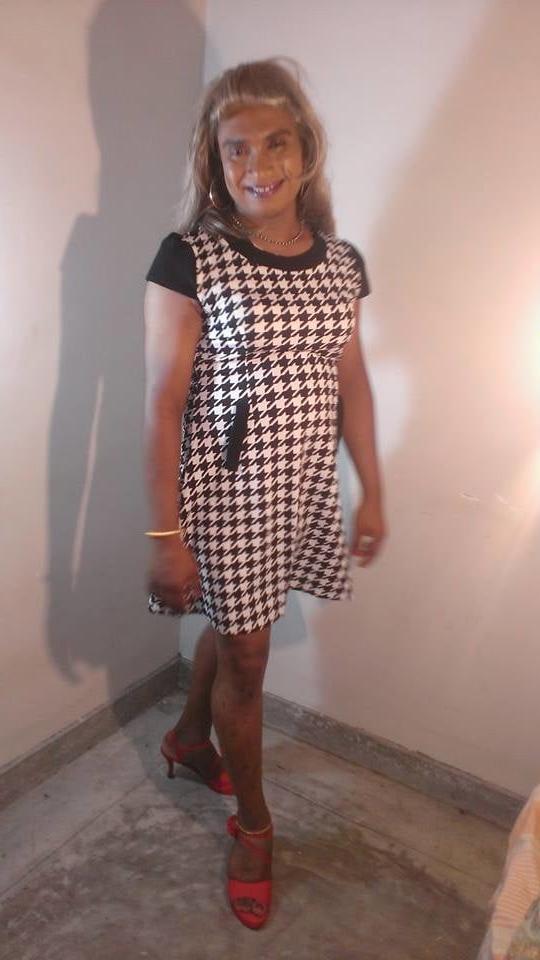 25P sl crossdresser 111