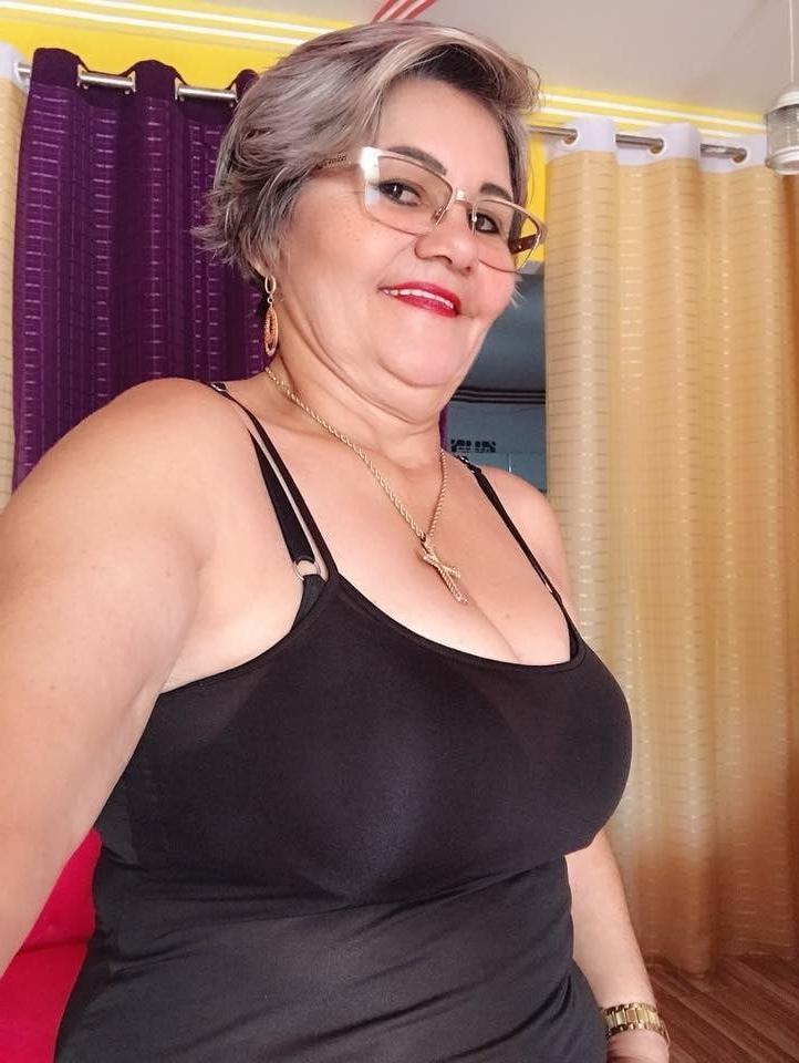 20P Clothed Granny - Big Boobs 8