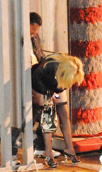 25P ESCORTS AND STREET HOOKERS 54