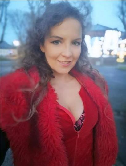 25P ESCORTS AND STREET HOOKERS 54