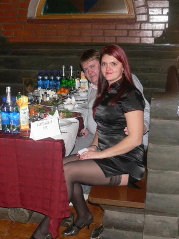 25P MATURE SLUTS WEAR STOCKINGS 22