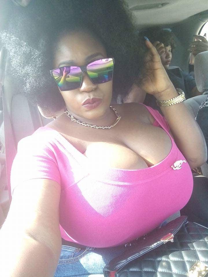 9P Big boobs  natural black