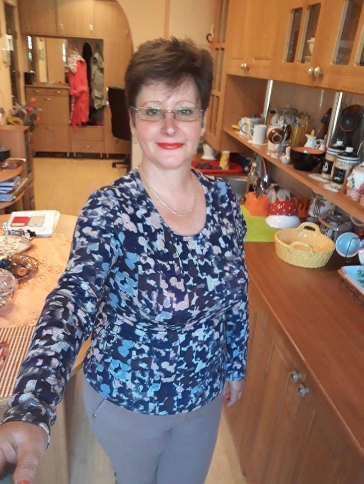 25P 45+ Mature woman