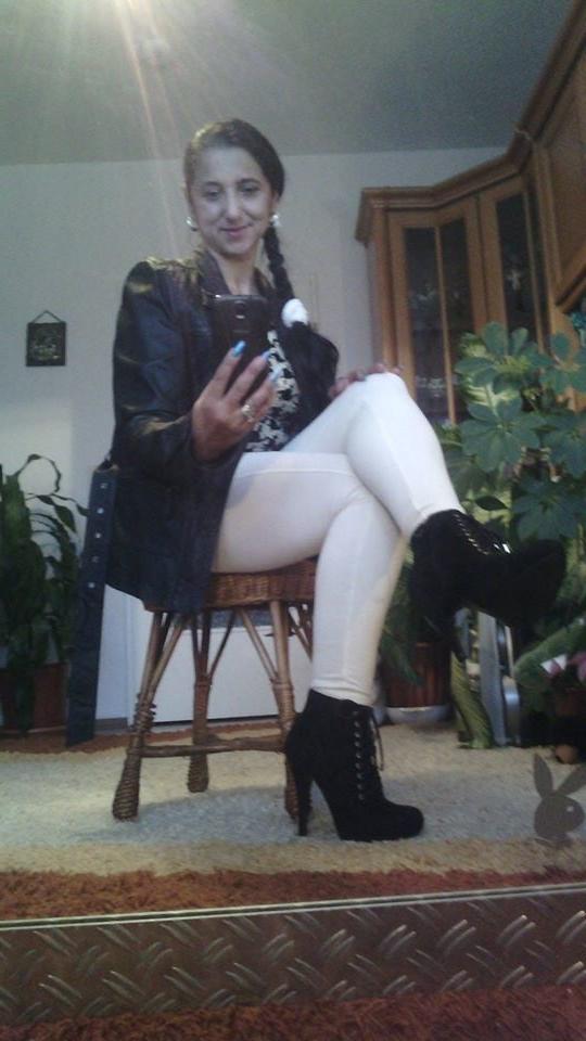 25P 45+ Mature woman