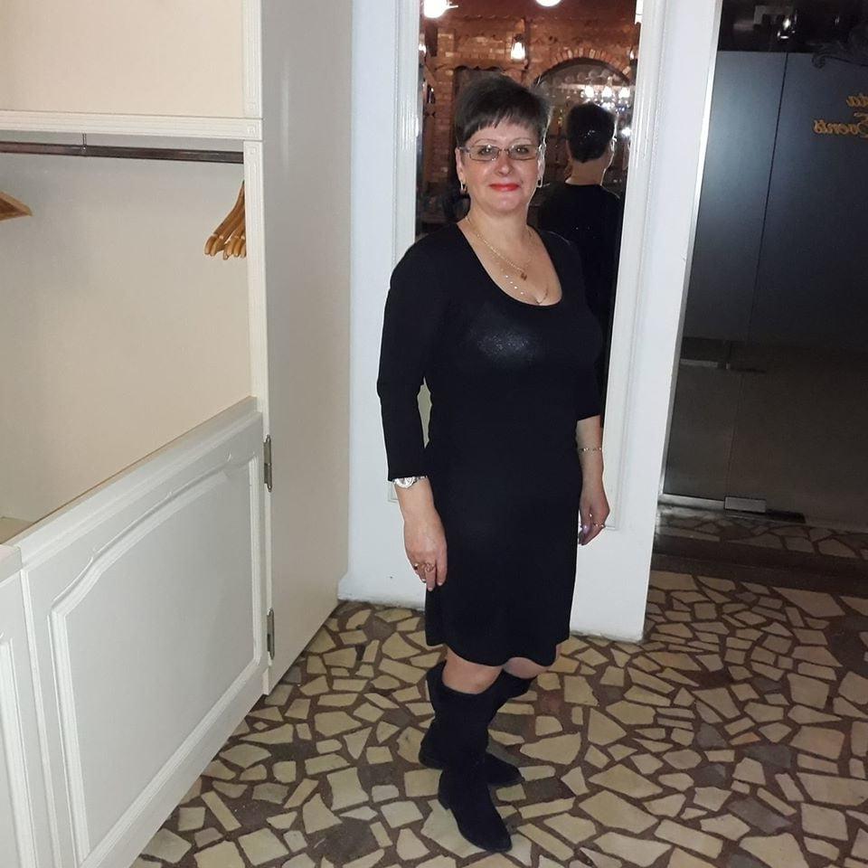 25P 45+ Mature woman