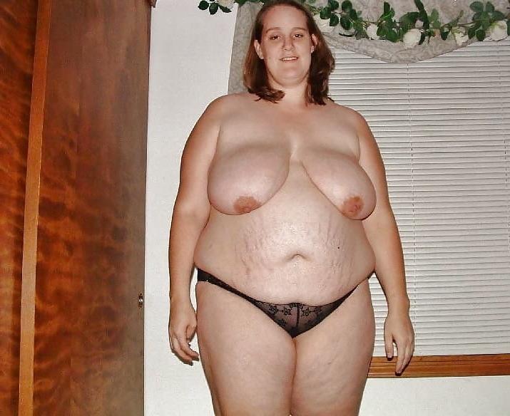 14P Beautiful and erotic woman 21