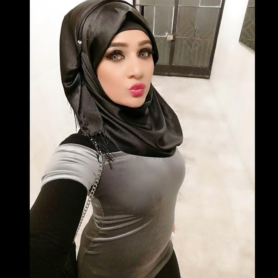 25P Girls That Make Me Cum 35