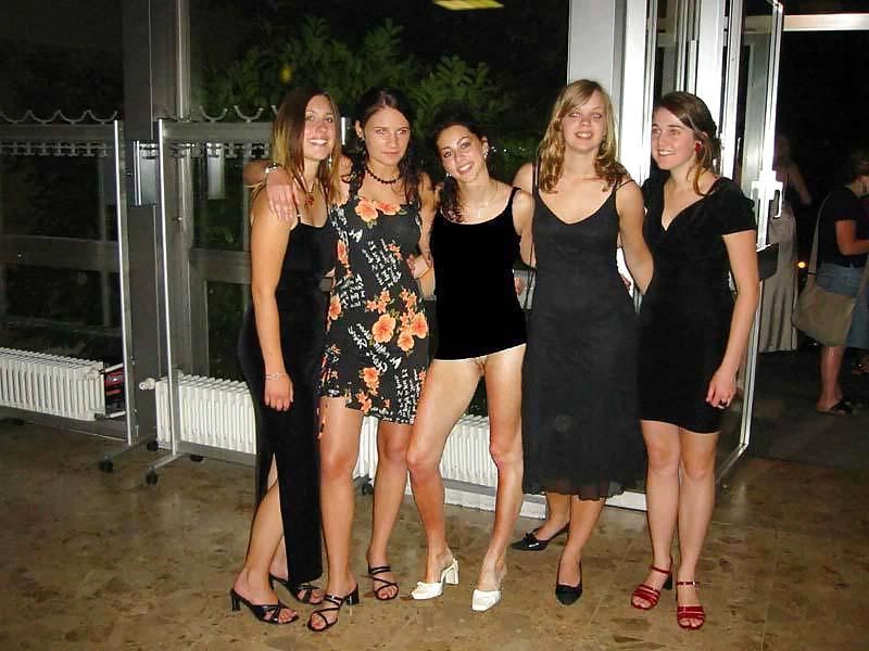 25P Upskirt 9
