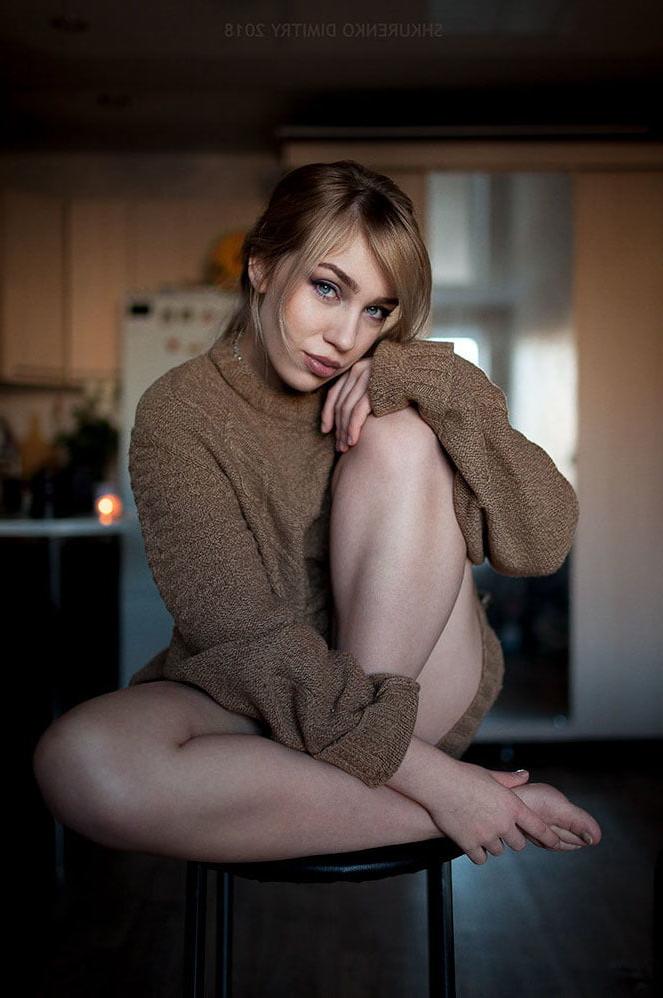 25P White Women: My Erotic Goddesses-12