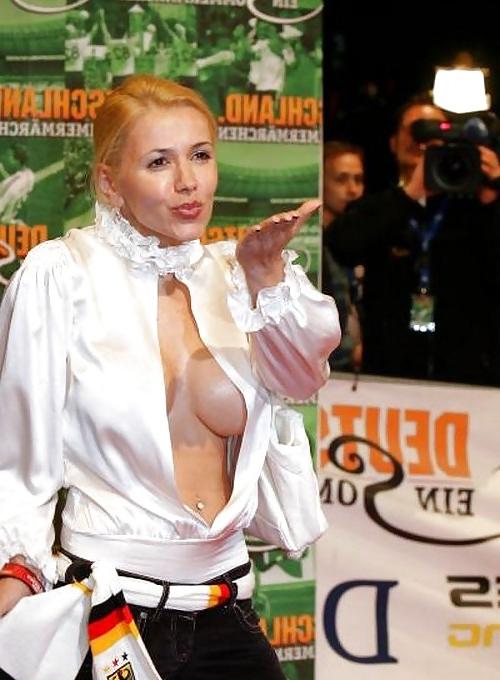 25P Celebs oops 9