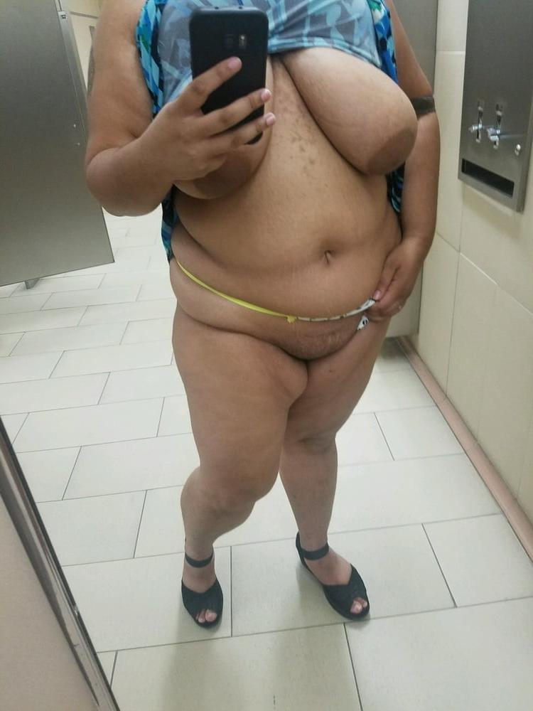 6P Beautiful and erotic woman 23