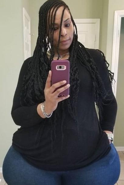 25P Huge thigh mega booty extra wide hip bbw 4real