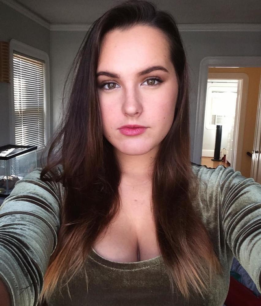 25P Cum slave Riley Brigmann