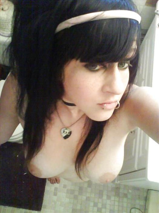 25P HOT EMO VI
