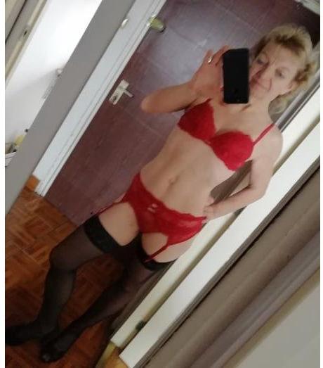 25P Suzy (54) erotic masseur