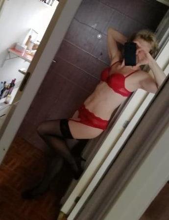 25P Suzy (54) erotic masseur
