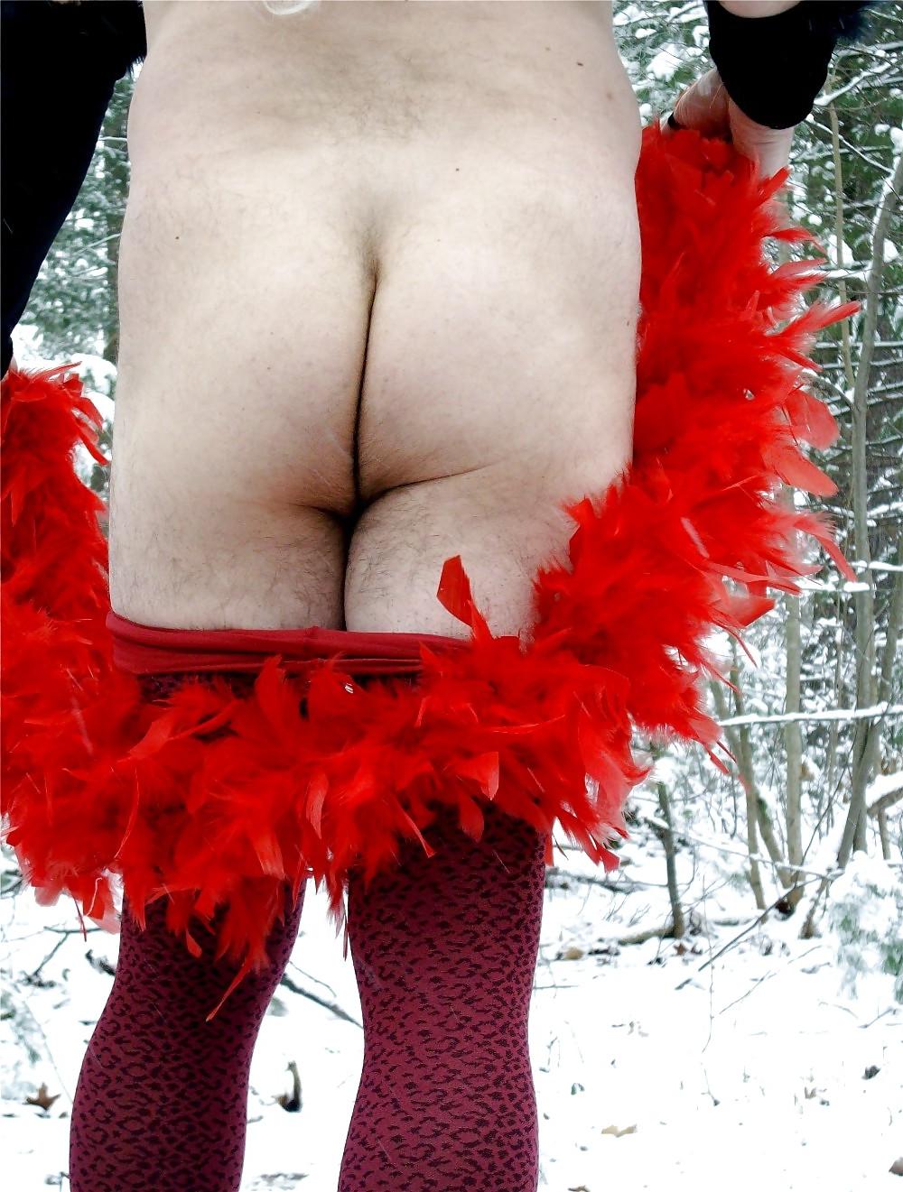 25P Red hot crossdresser strips and shoots a big load