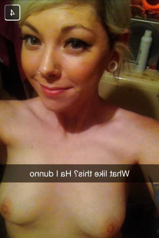 25P That's what she posted 21 (Selfie in English)