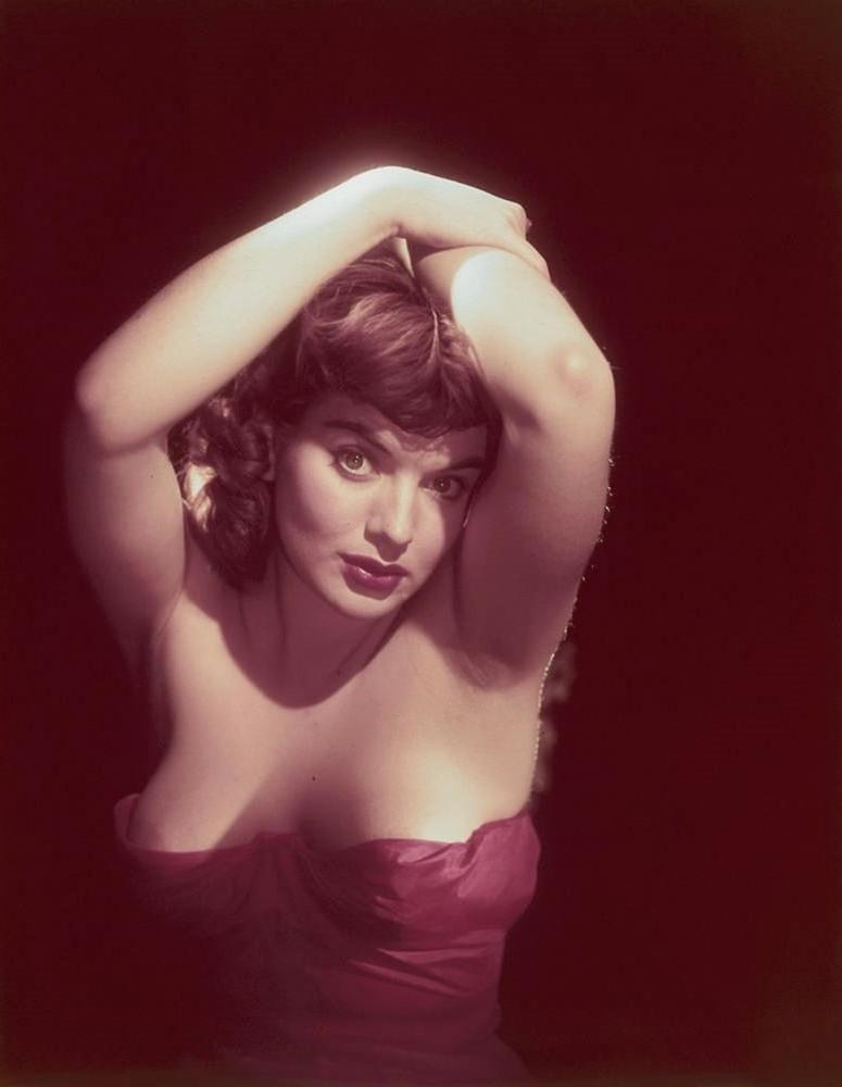13P Janas Erotic Vintagehouse 252