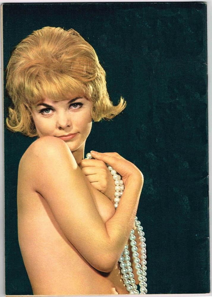 13P Janas Erotic Vintagehouse 253