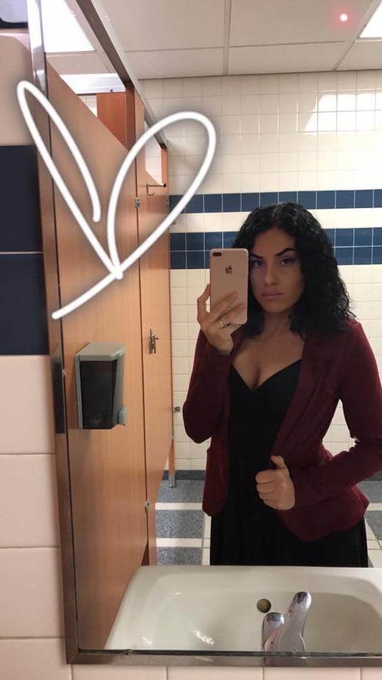 19P Attractive Virginia Girl And Armenian Mom Of 2