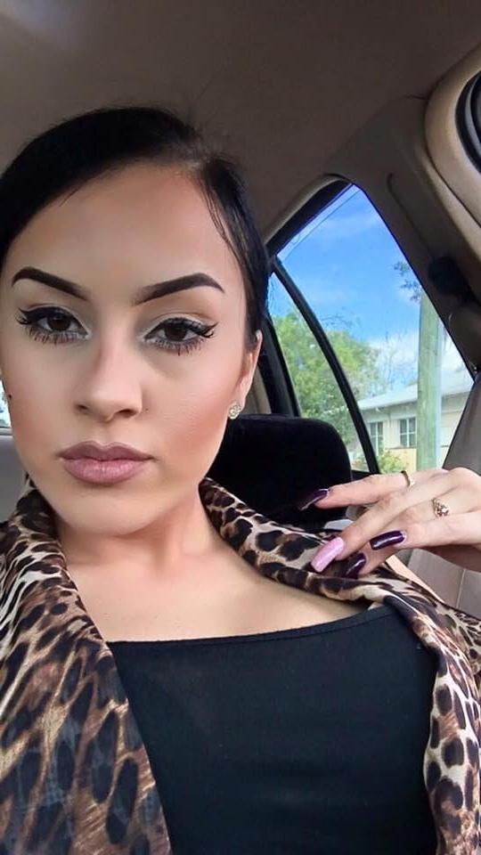 19P Attractive Virginia Girl And Armenian Mom Of 2