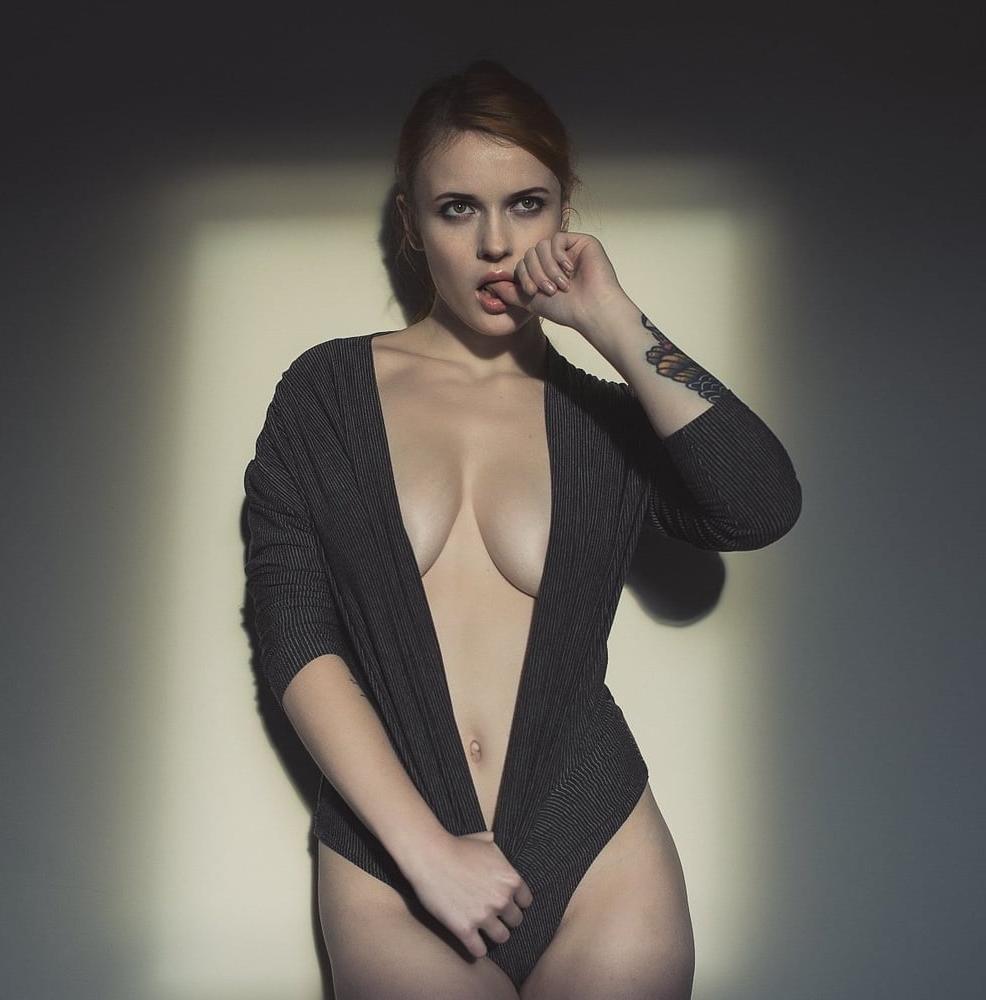 25P White Women: My Erotic Goddesses-5