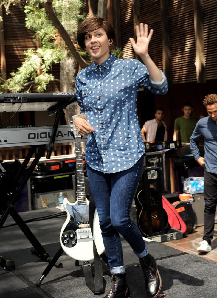 25P Tegan and Sara I want to cum on them vol. 2