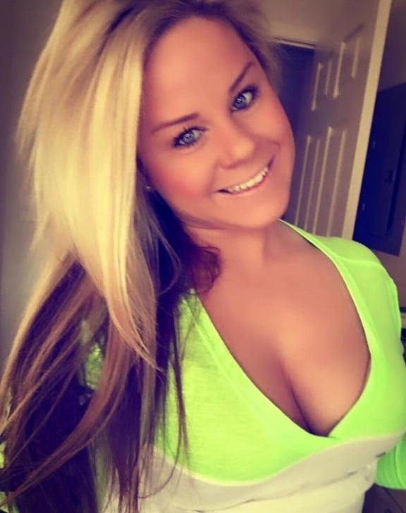 23P 30 Year Old New Jersey Mom And Girl Named Jackie