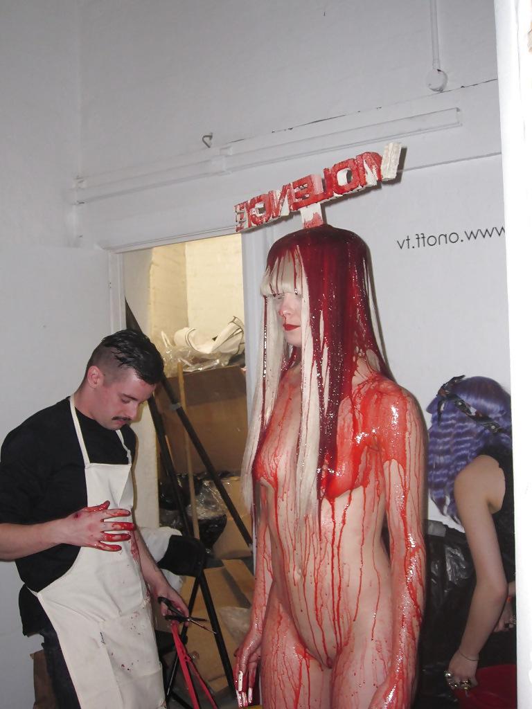25P Backstage at a Fashionshow