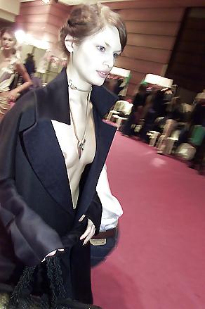 25P Backstage at a Fashionshow