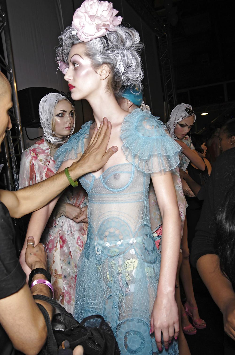 25P Backstage at a Fashionshow