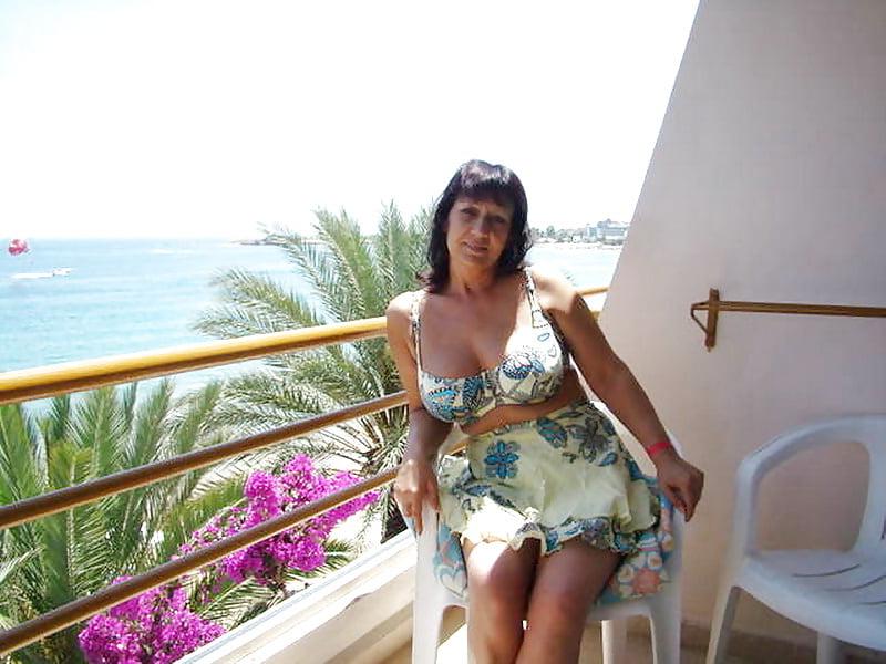 20P Clothed Mature - Big Boobs 11