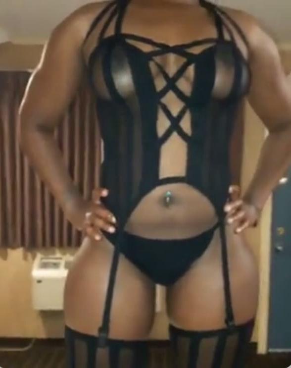 25P Booty on Herrr 4