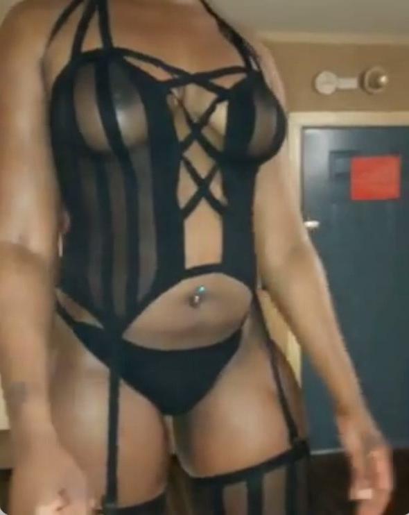 25P Booty on Herrr 4