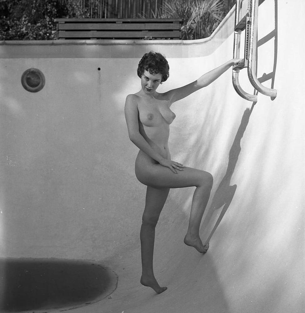 13P Janas Erotic Vintagehouse 245