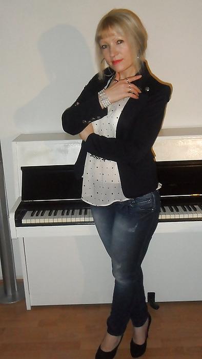 25P Old mature and mom from facebook