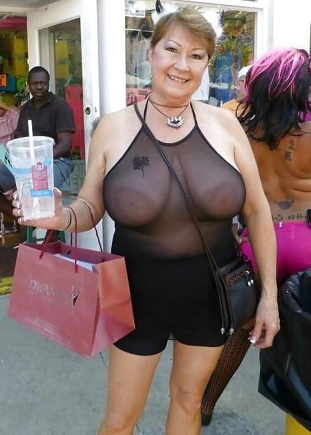 15P Brafree mom 017.