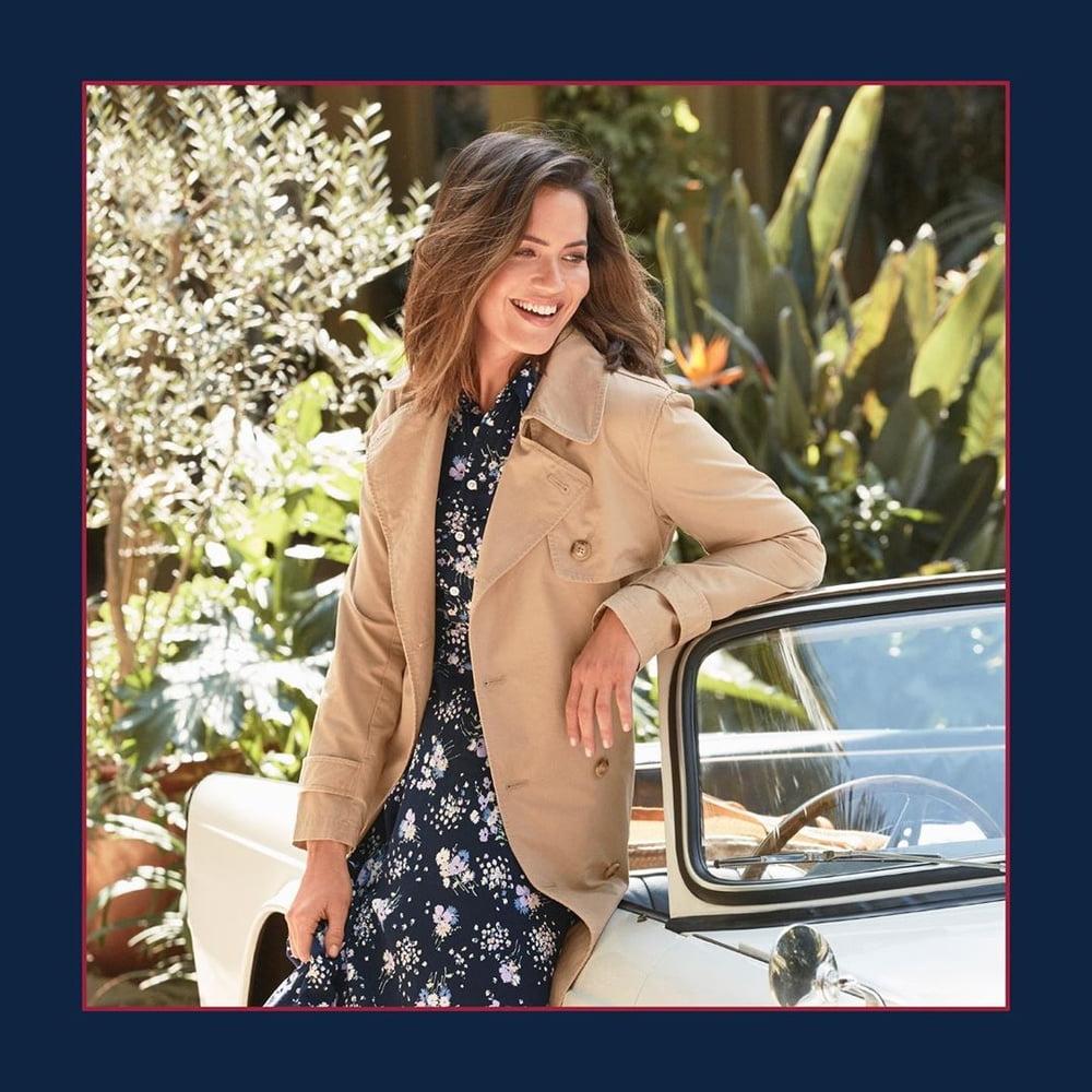 14P Mandy Moore - CHAPS Spring 2020 Collection