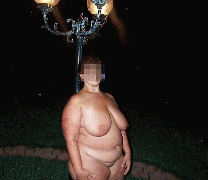 8P Erotic women 1