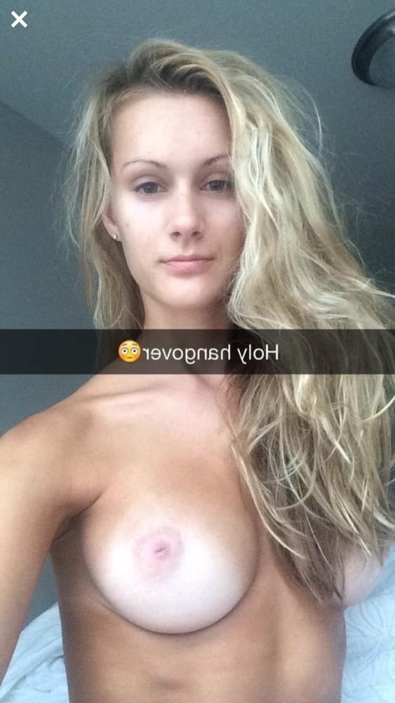 25P That's what she posted 9 (Selfie in English)