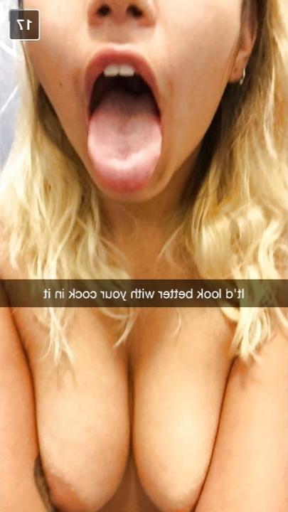 25P That's what she posted 9 (Selfie in English)