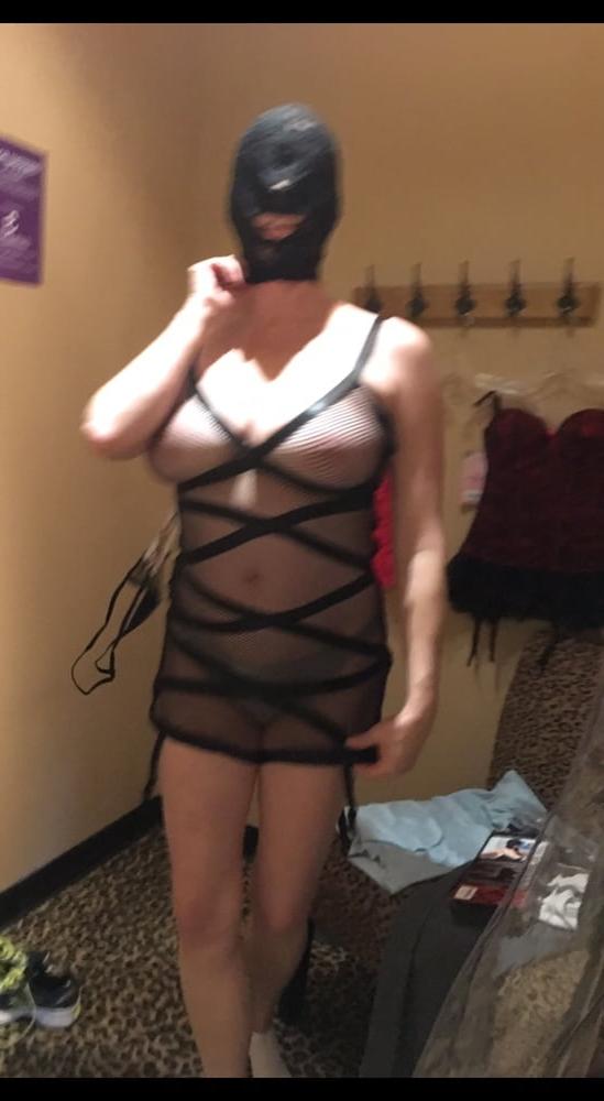 25P twisty in the adult store change room