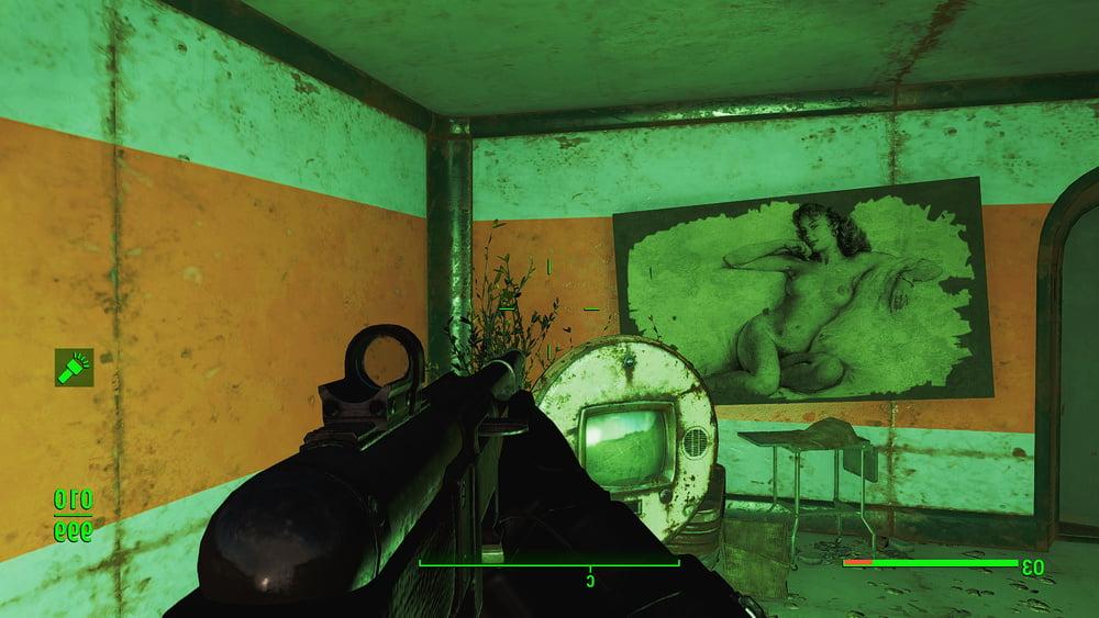 25P erotic posters (1960-1980s)