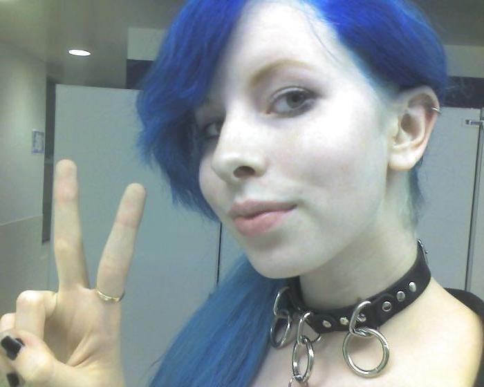 15P Bluehaired emo with big tits