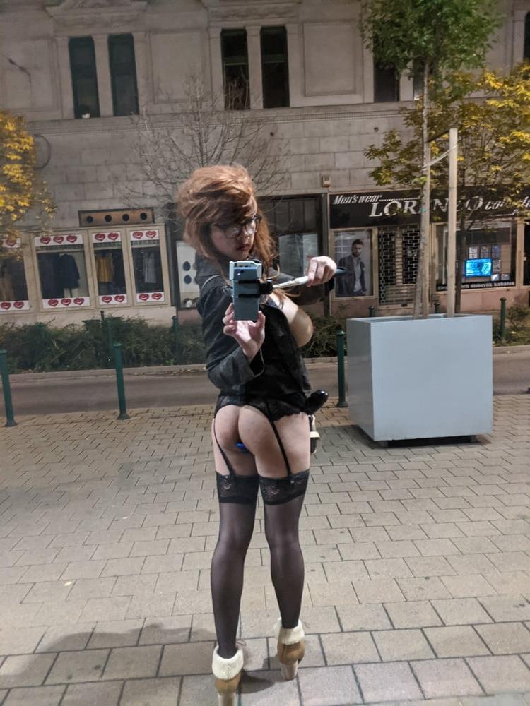 12P Public cum walks in Budapest