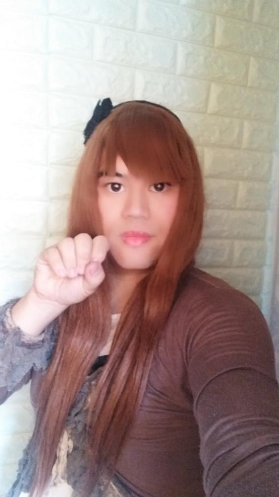 25P Crossdresser Face 4
