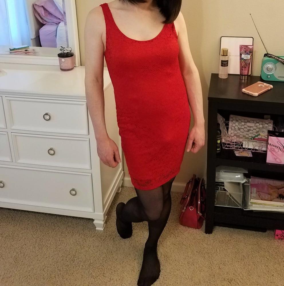 11P Crossdressing Sissy - Dresses Make Me Hard