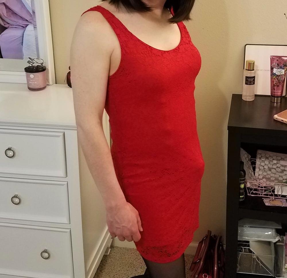 11P Crossdressing Sissy - Dresses Make Me Hard